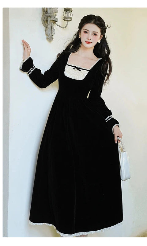 Lavinia Elegant Victorian Velvet Dress with Lace Accents, vintage dress, Vintage French dress, vintage dress, fairy, cottagecore dress, French dress, 1940s