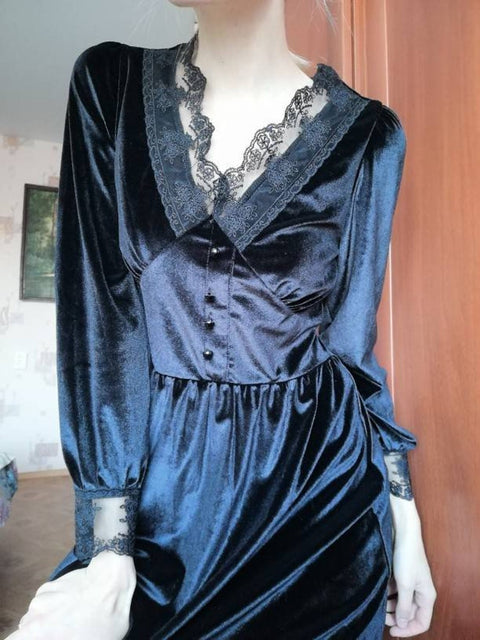 Regina vintage dress, Vintage French dress, vintage dress, gothic, cottagecore dress, French dress, gothic dress, 1940s, velvet
