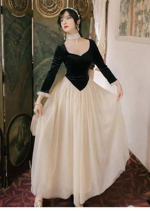 Ballerina vintage dress, Vintage French dress, vintage dress, floral dress, cottagecore dress, French dress, velvet dress, 1940s