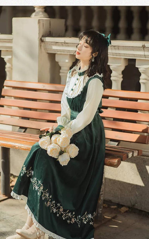 Victoria Vintage dress, Vintage French dress, vintage dress, floral dress, cottagecore dress, French dress, floral dress, 1940s